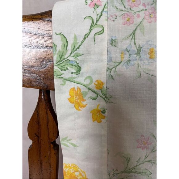 Vintage Curtains - Picture 7 of 7